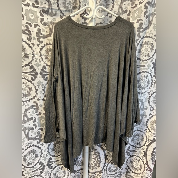 Gorgeous Oversized Poncho! - Picture 2 of 5